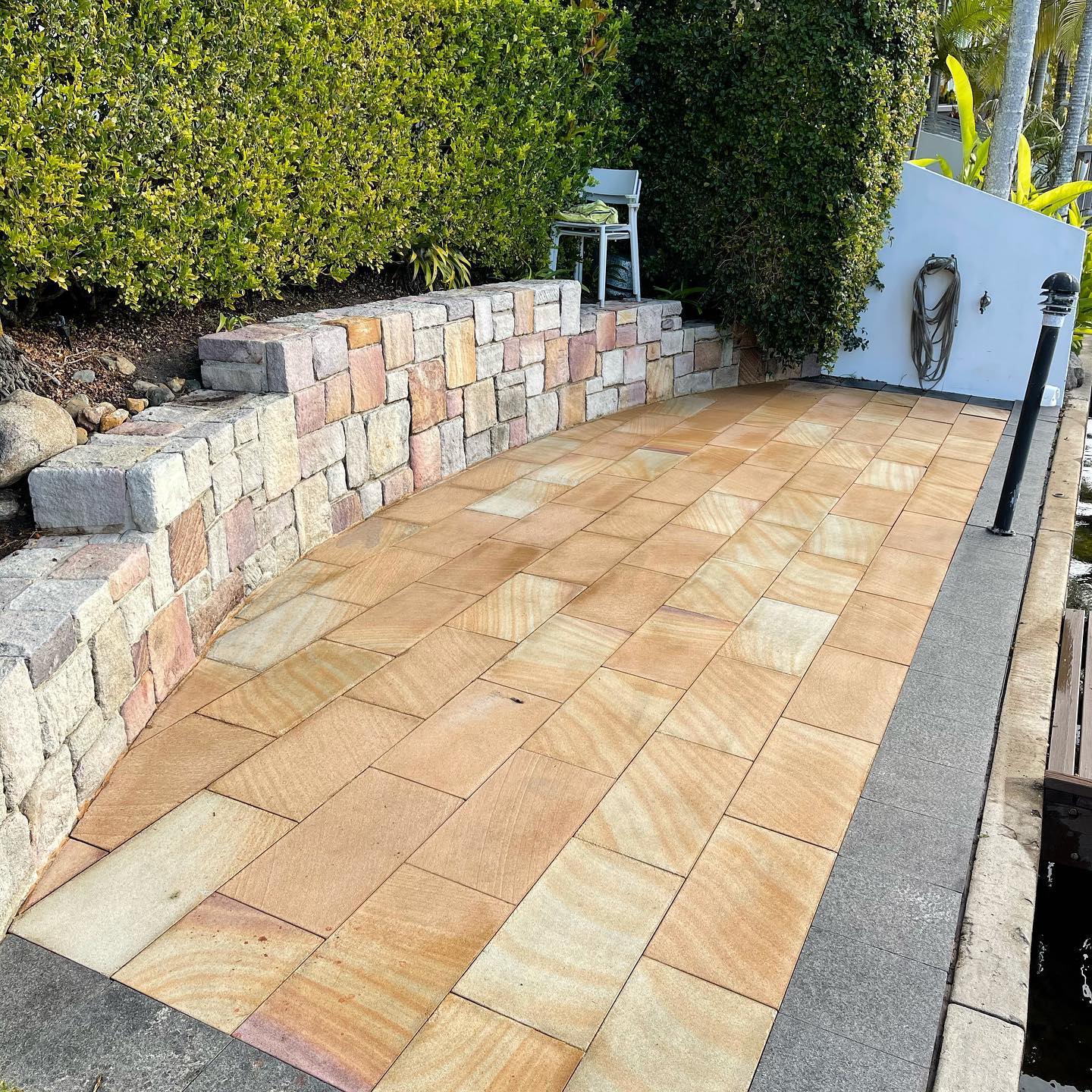 Pressure washing - Driveway after pressure cleaning