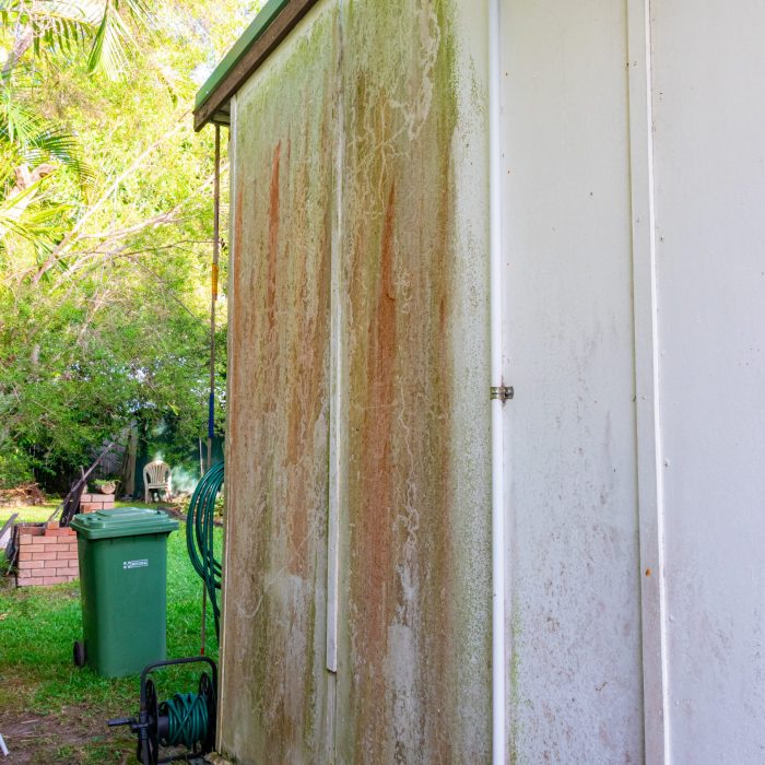 Water Attack Pressure Washing – Pressure Cleaning Pressure Cleaning - dirty wall